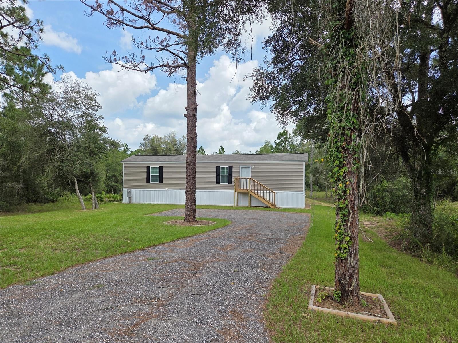 9448 Rousseau St, Webster, FL 33597 photo