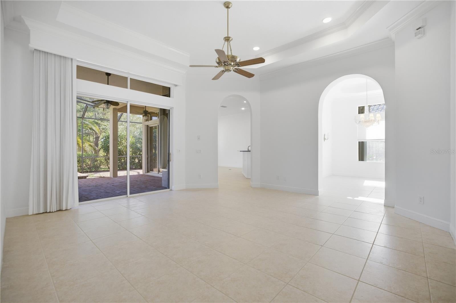 6507 41 Ct, Sarasota, FL 34243 photo