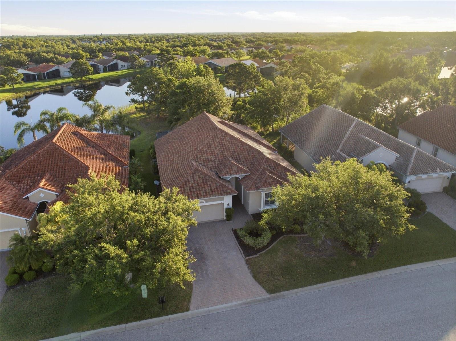 6507 41 Ct, Sarasota, FL 34243 photo