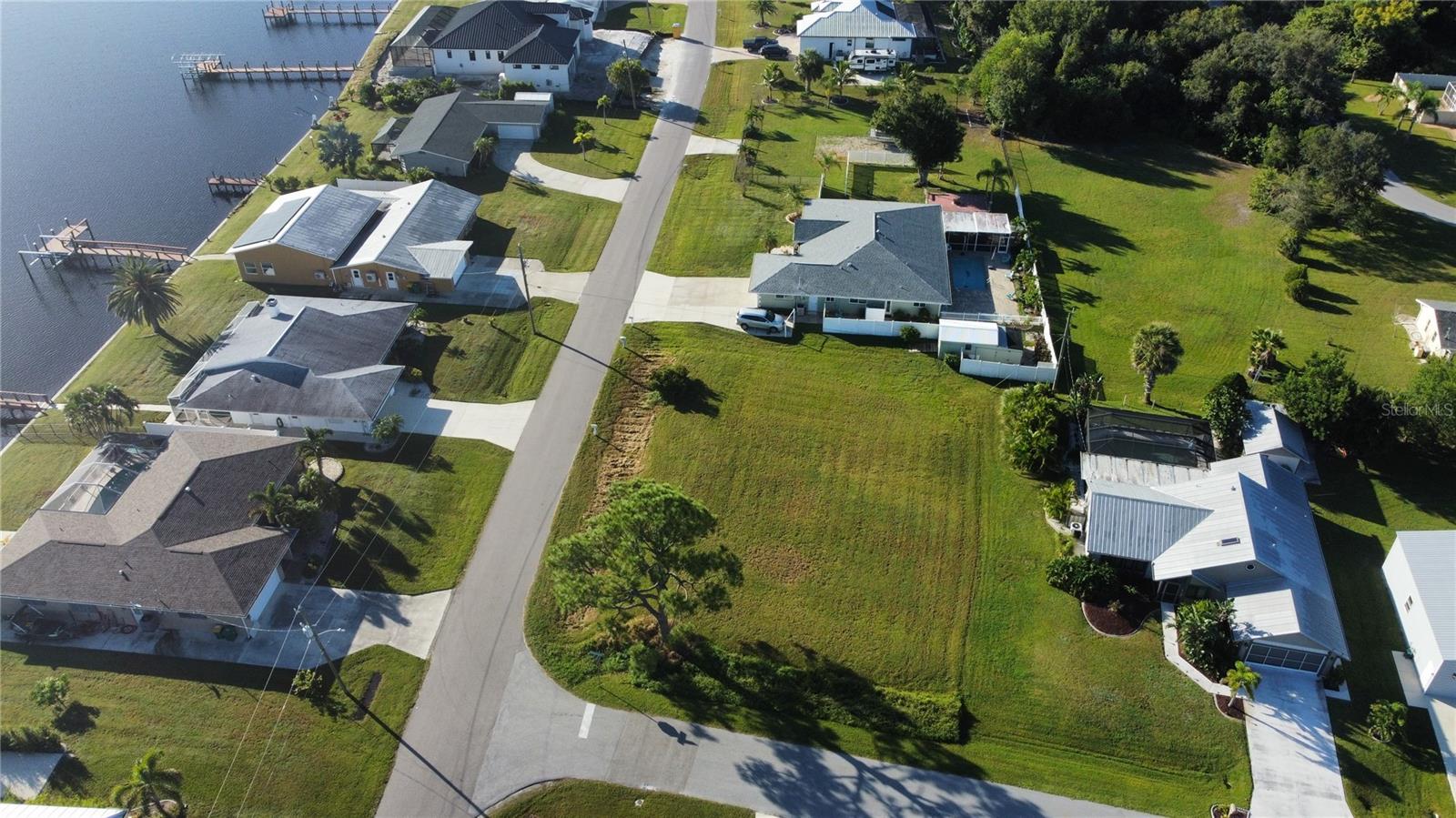 2297 Harbor Dr, Punta Gorda, FL 33983 photo