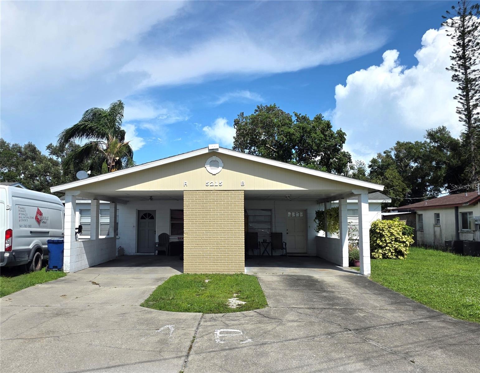 5215 31 Street Ct, Bradenton, FL 34203 photo