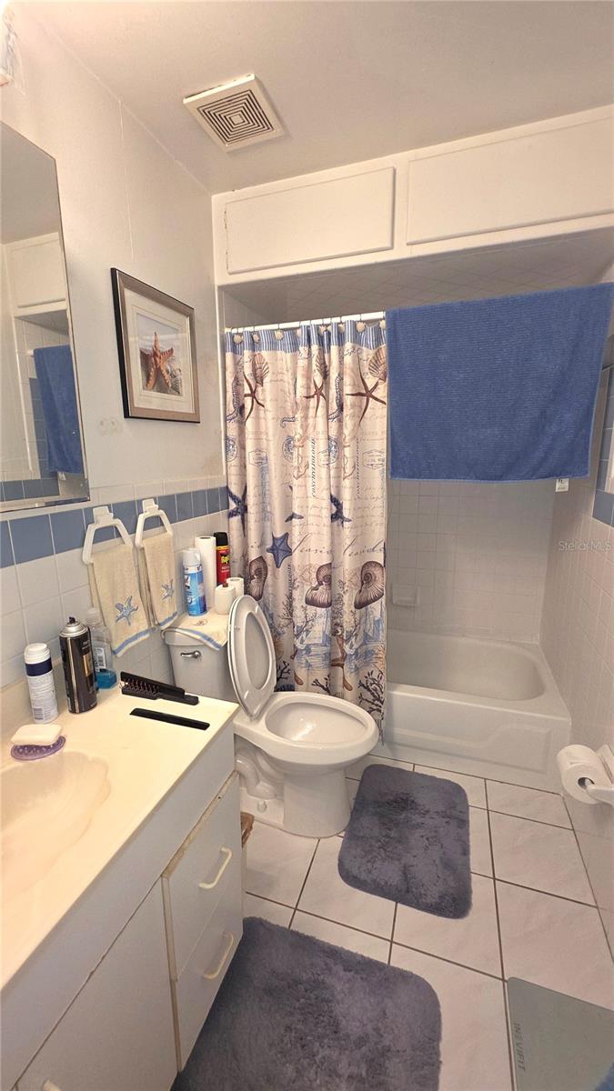 5215 31 Street Ct, Bradenton, FL 34203 photo