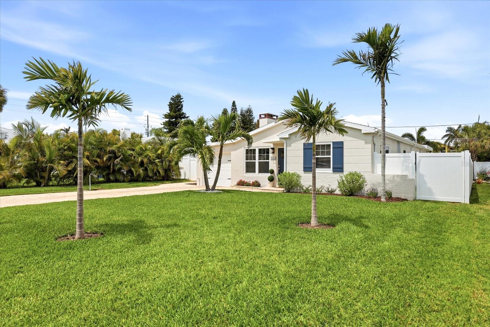 105 3 St, Belleair Beach, FL 33786 photo