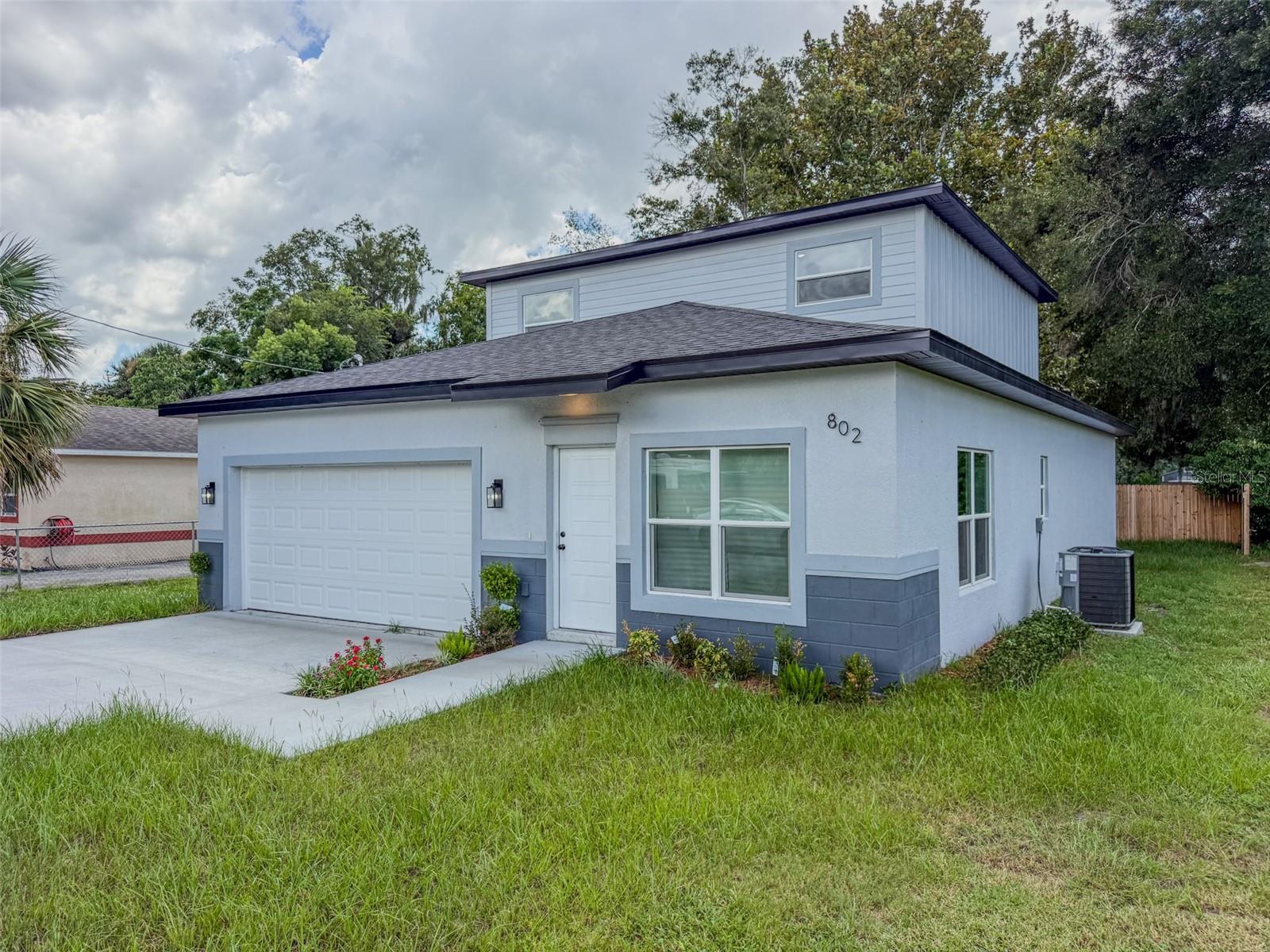 802 Marvin C Zanders Ave, Apopka, FL 32703 photo