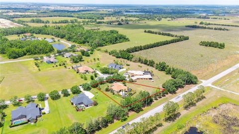 Single Family Residence in DADE CITY FL 9916 PREAKNESS STAKES WAY 68.jpg