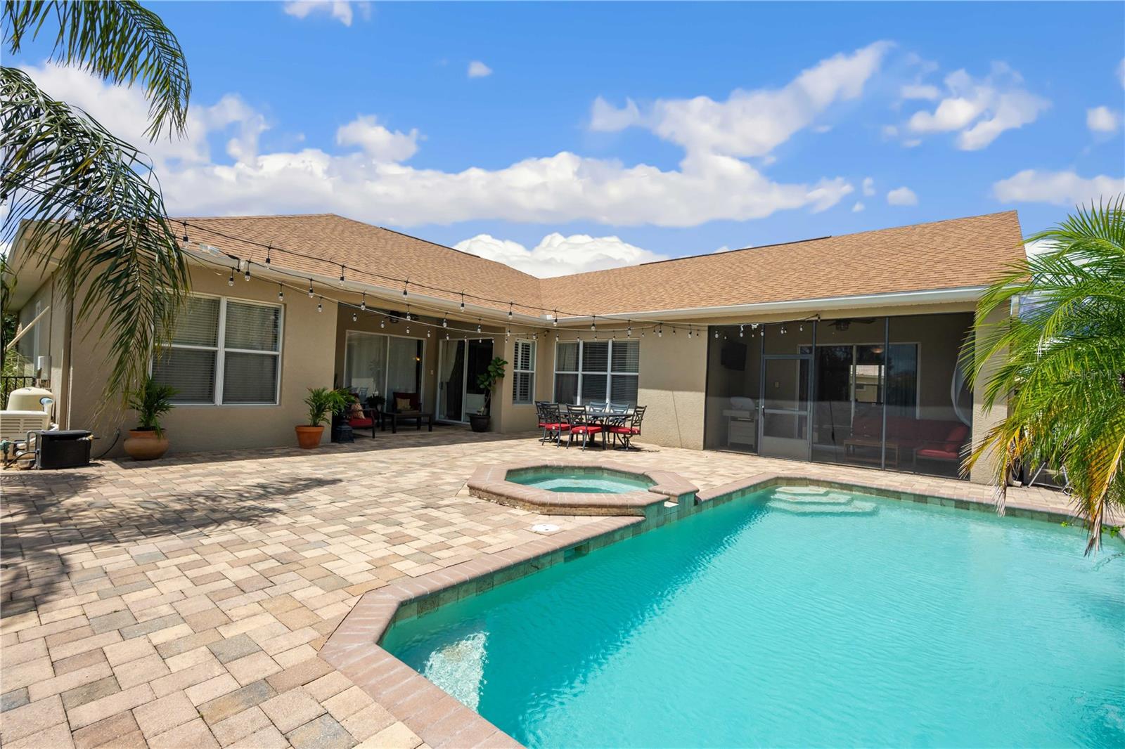 Single Family Residence in DADE CITY FL 9916 PREAKNESS STAKES WAY 56.jpg