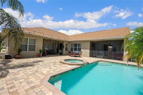 Single Family Residence in DADE CITY FL 9916 PREAKNESS STAKES WAY 56.jpg