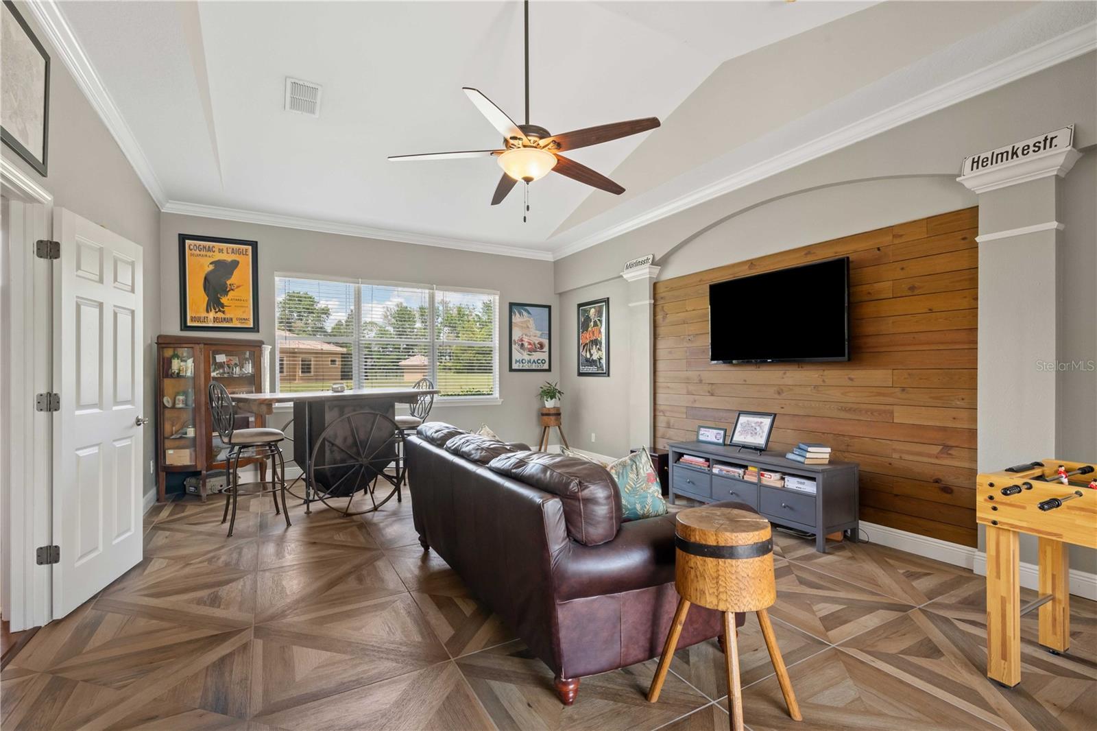 Single Family Residence in DADE CITY FL 9916 PREAKNESS STAKES WAY 44.jpg