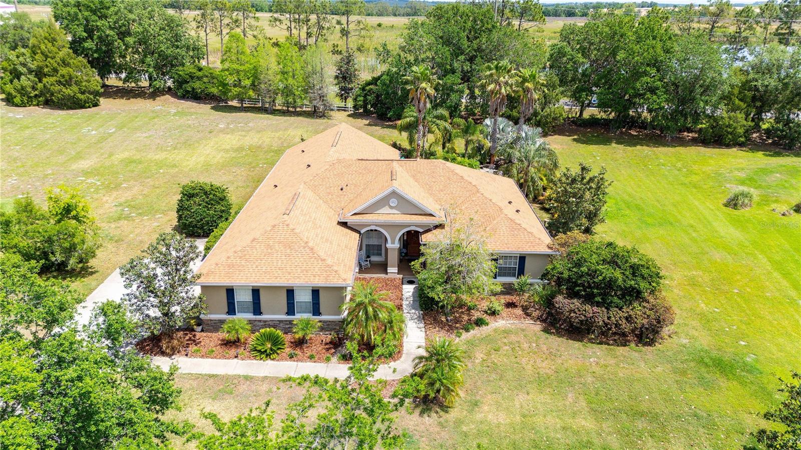Single Family Residence in DADE CITY FL 9916 PREAKNESS STAKES WAY 0.jpg