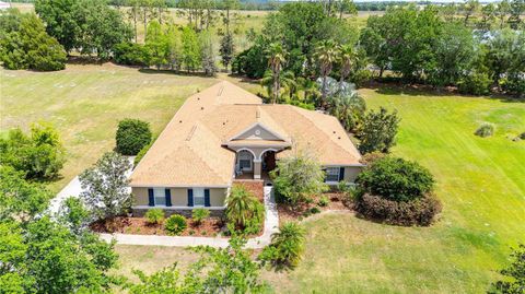 Single Family Residence in DADE CITY FL 9916 PREAKNESS STAKES WAY.jpg