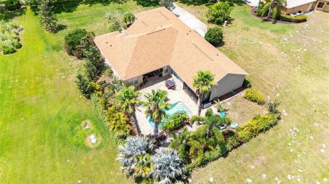 Single Family Residence in DADE CITY FL 9916 PREAKNESS STAKES WAY 64.jpg