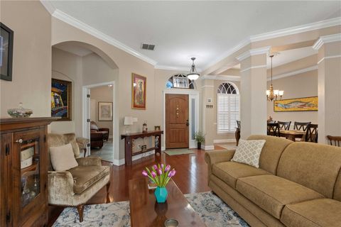 Single Family Residence in DADE CITY FL 9916 PREAKNESS STAKES WAY 8.jpg