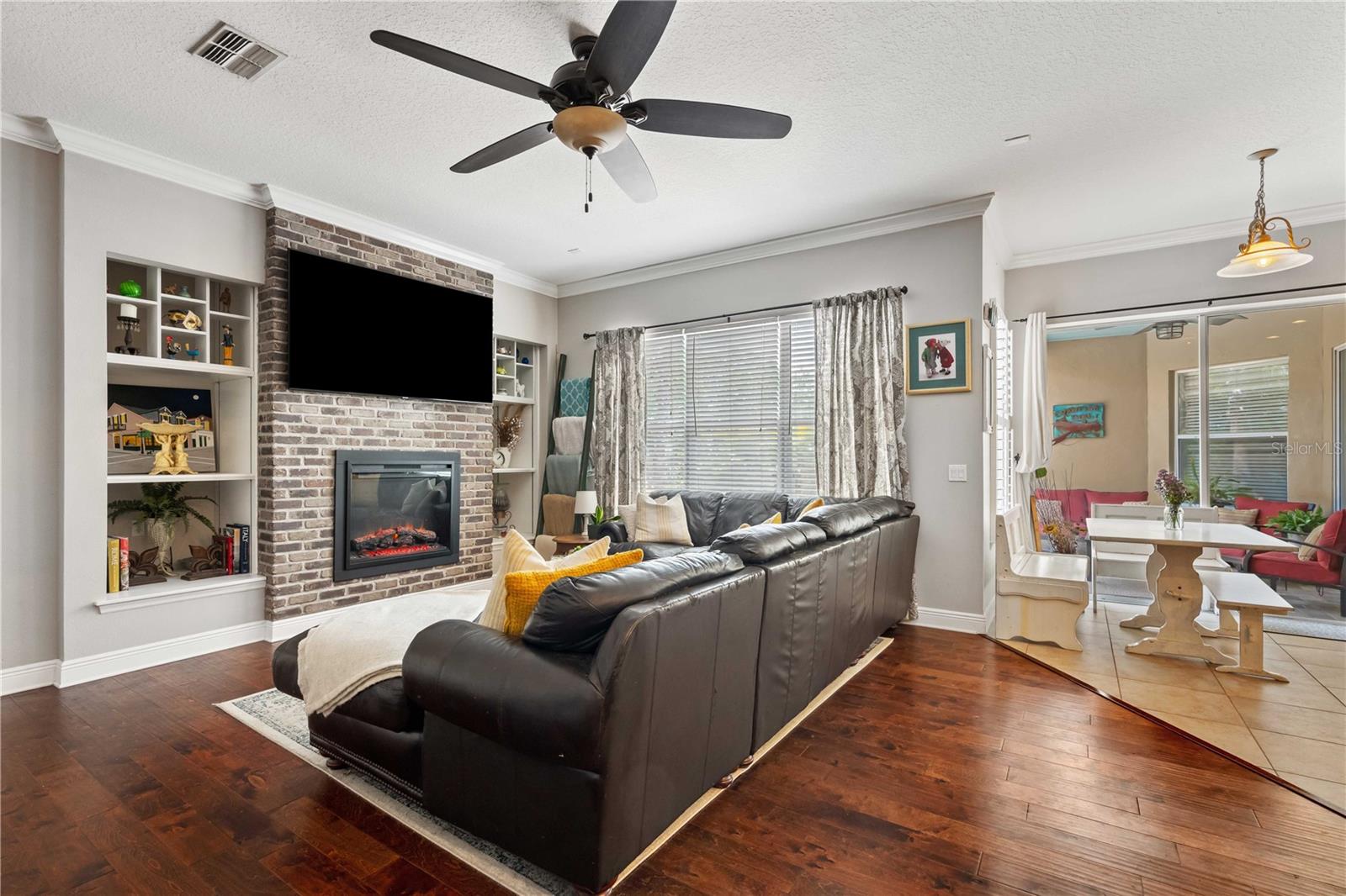 Single Family Residence in DADE CITY FL 9916 PREAKNESS STAKES WAY 13.jpg