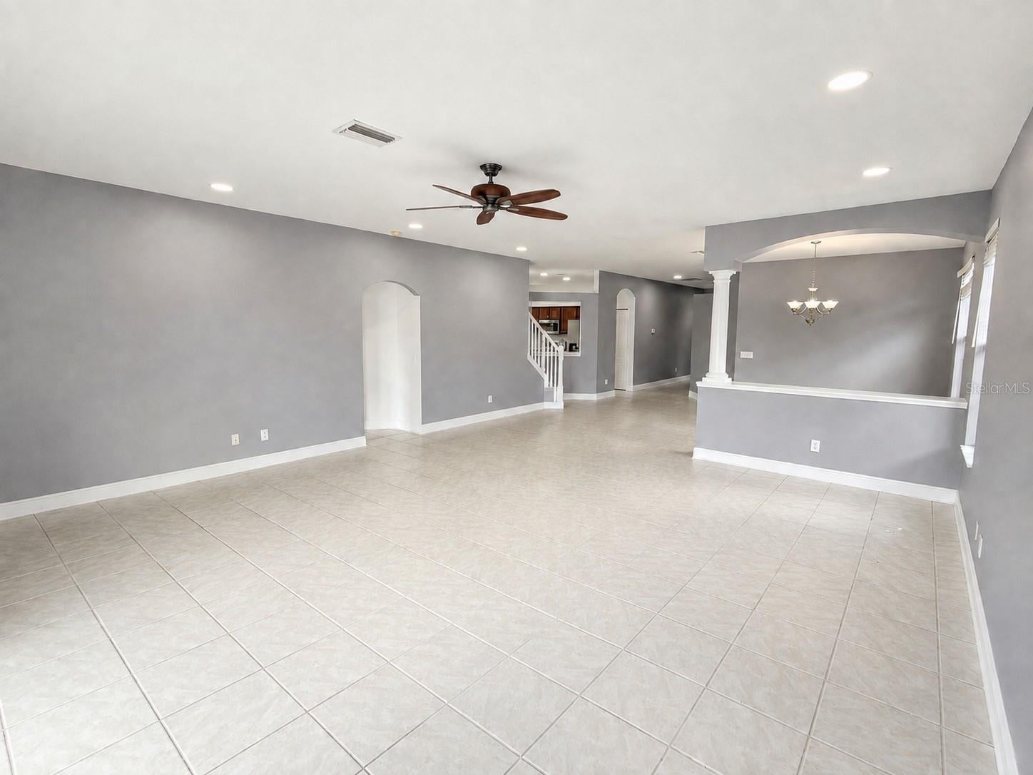 15430 Lake Bella Vista Dr, Tampa, FL 33625 photo