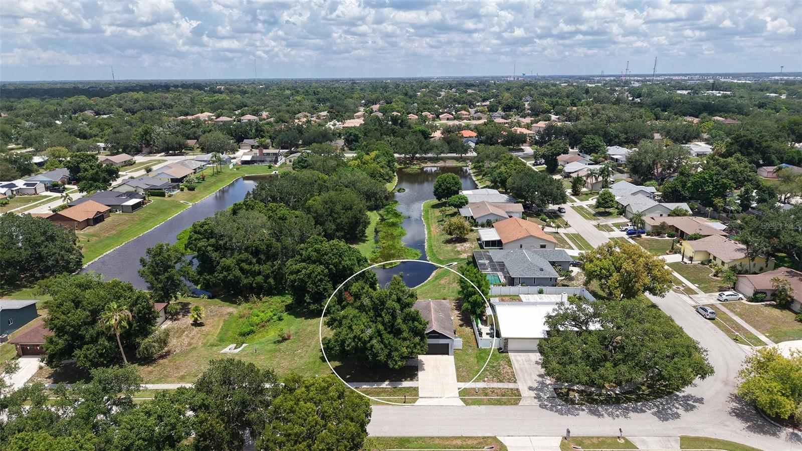 2481 S Scarlet Oak Ct, Sarasota, FL 34232 photo