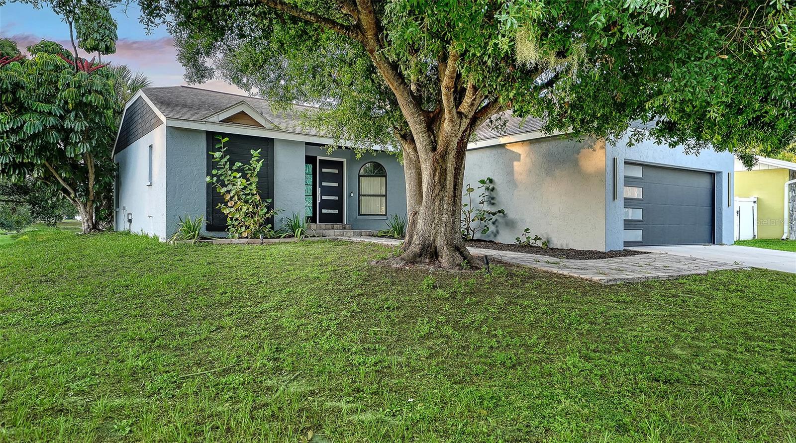 2481 S Scarlet Oak Ct, Sarasota, FL 34232 photo