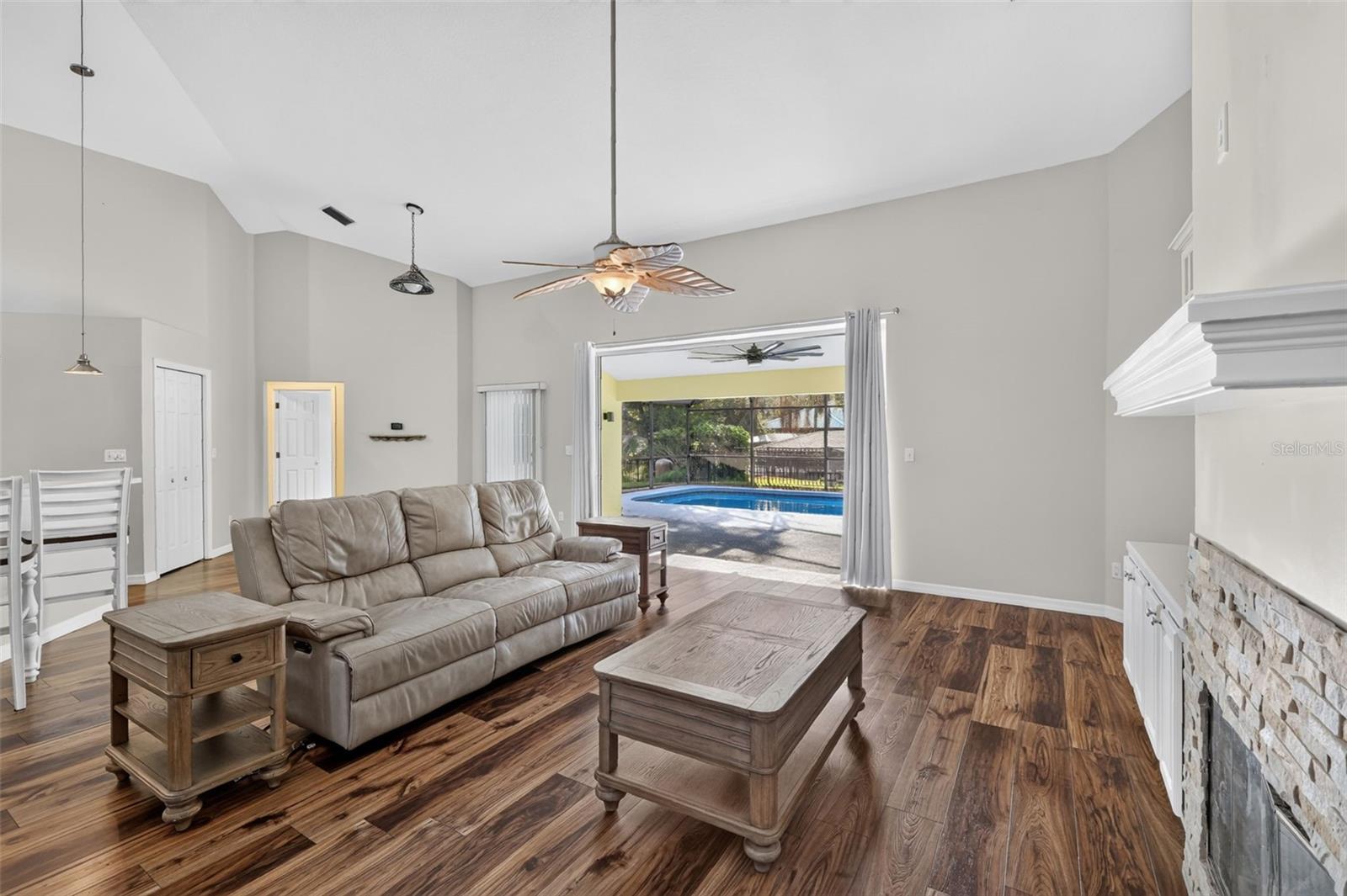 35546 Cedar Ln, Leesburg, FL 34788 photo