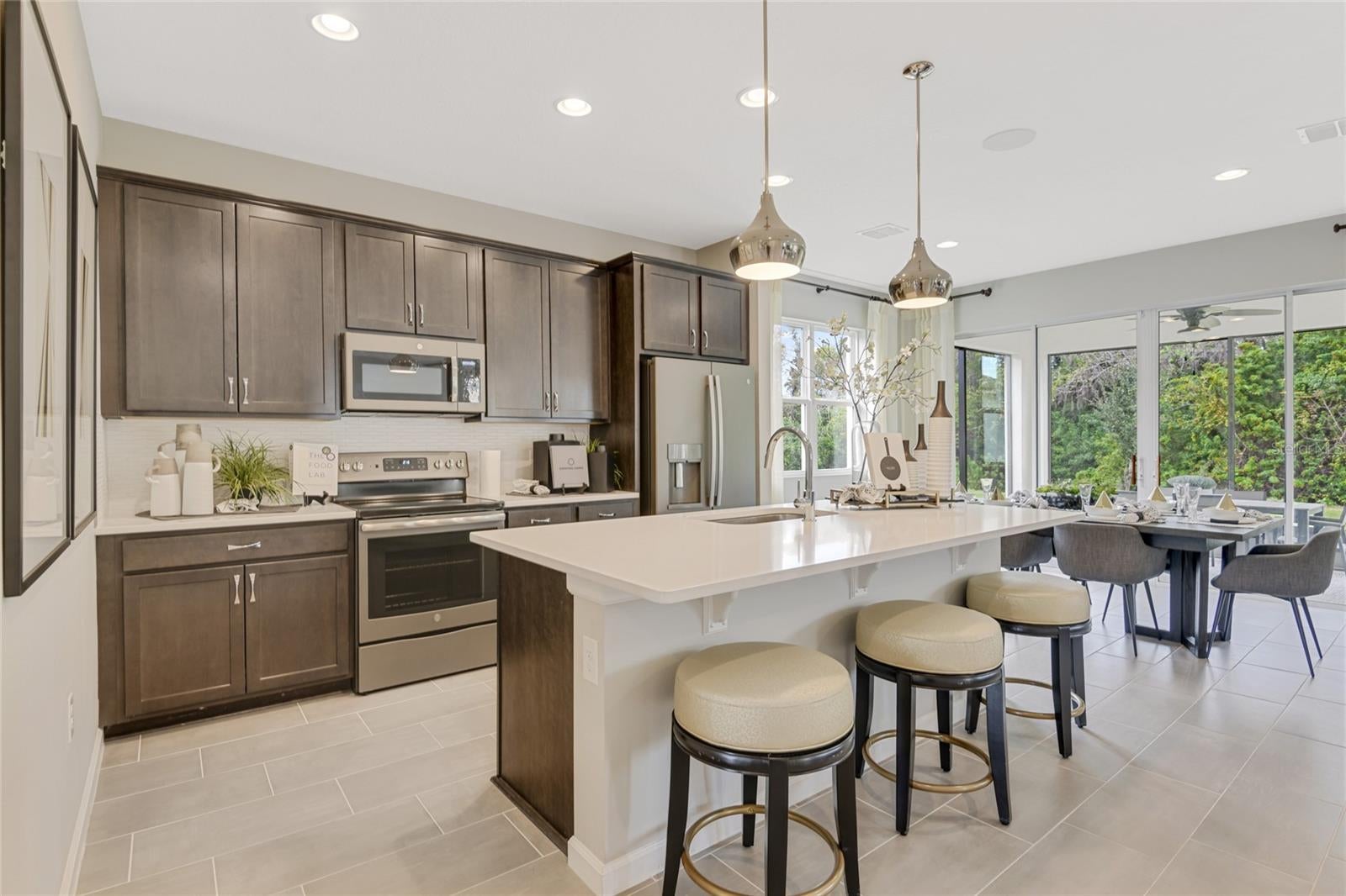 3451 Macchi Ave, Tavares, FL 32778 photo