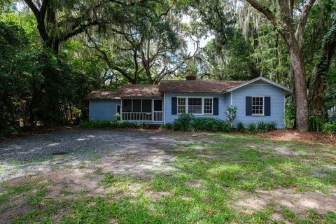 Single Family Residence in GAINESVILLE FL 1725 NW 6TH AVENUE.jpg