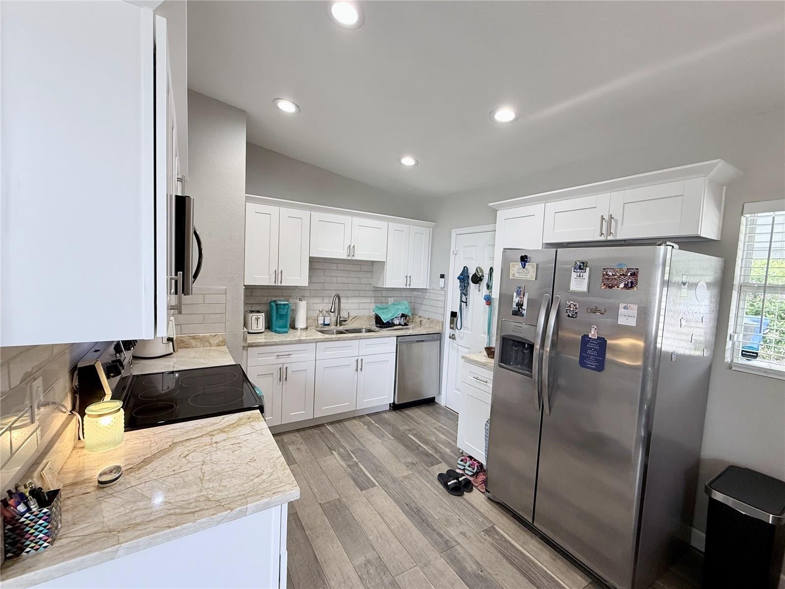 4497 Menhaden Dr, Saint Petersburg, FL 33705 photo