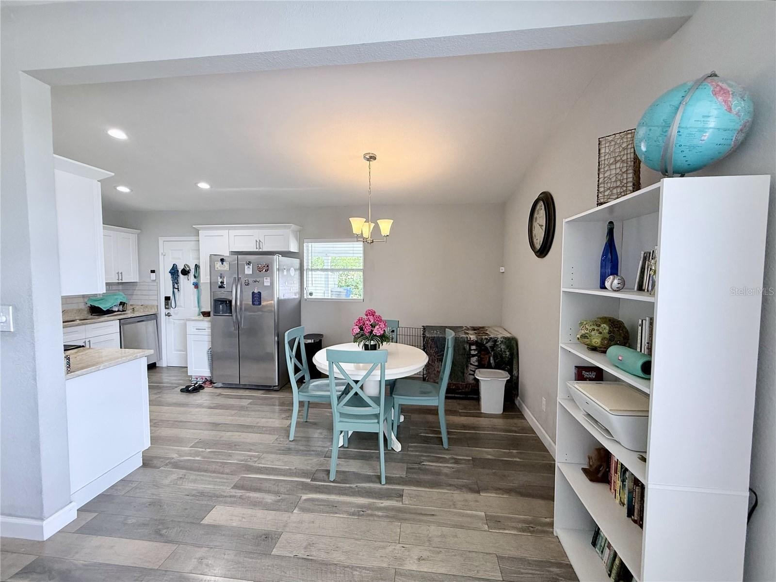 4497 Menhaden Dr, Saint Petersburg, FL 33705 photo
