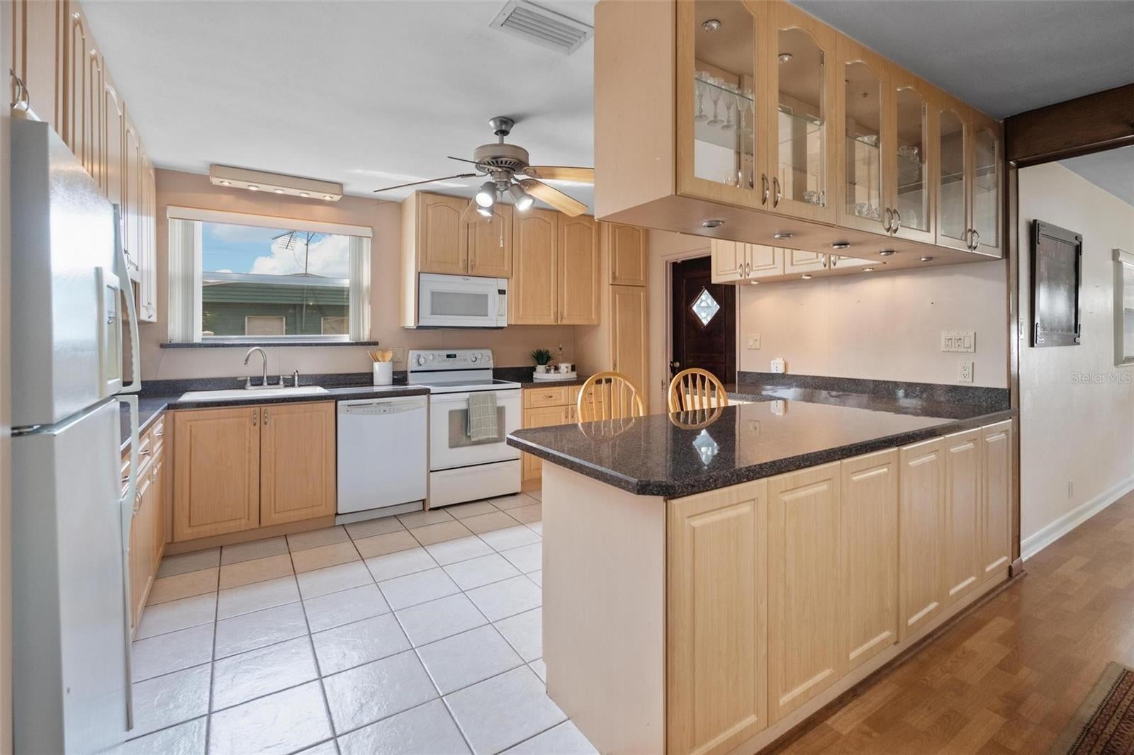1520 S Richard Ave, Tampa, FL 33629 photo