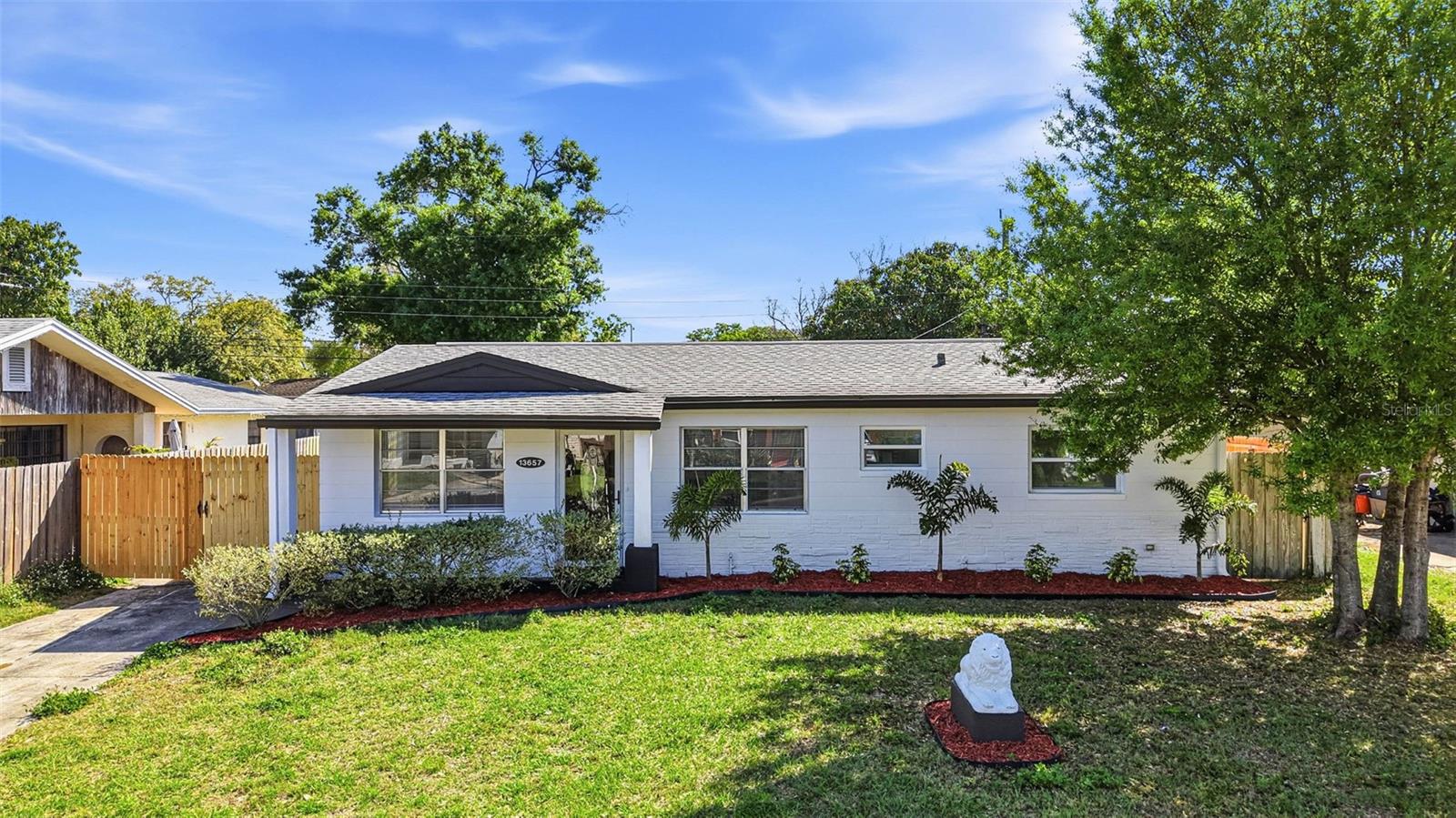 13657 120 Ln, Largo, FL 33778