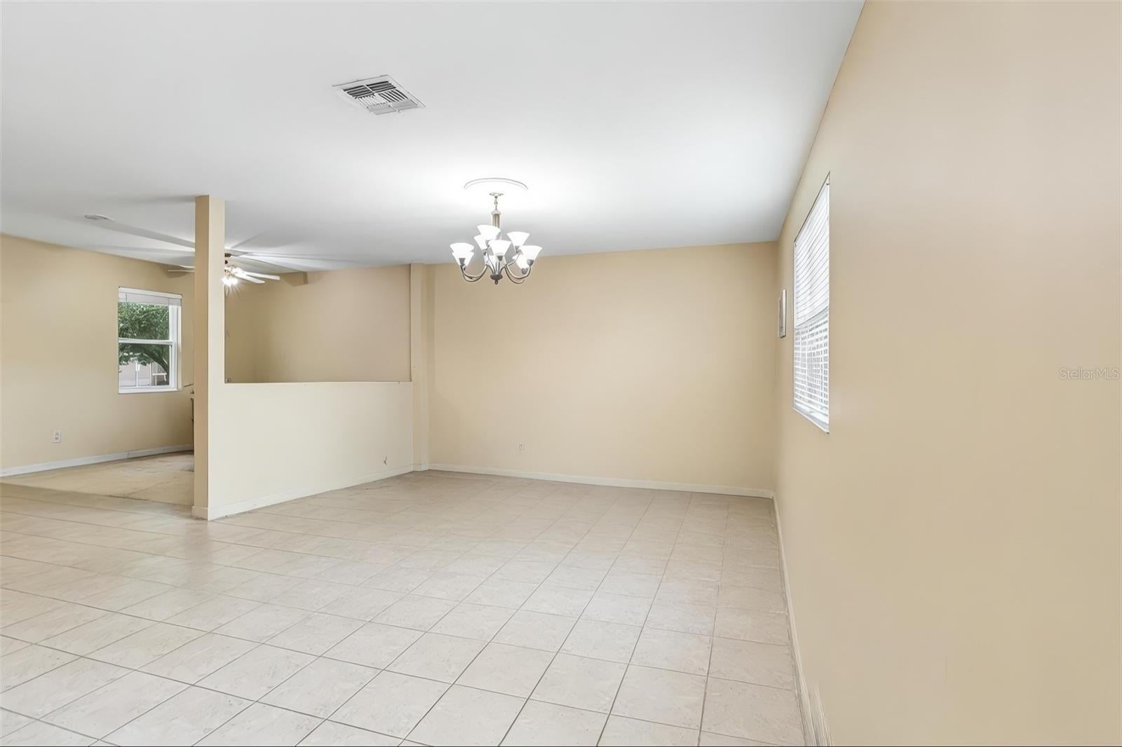1585 Auburn Hills Ct, Tavares, FL 32778 photo
