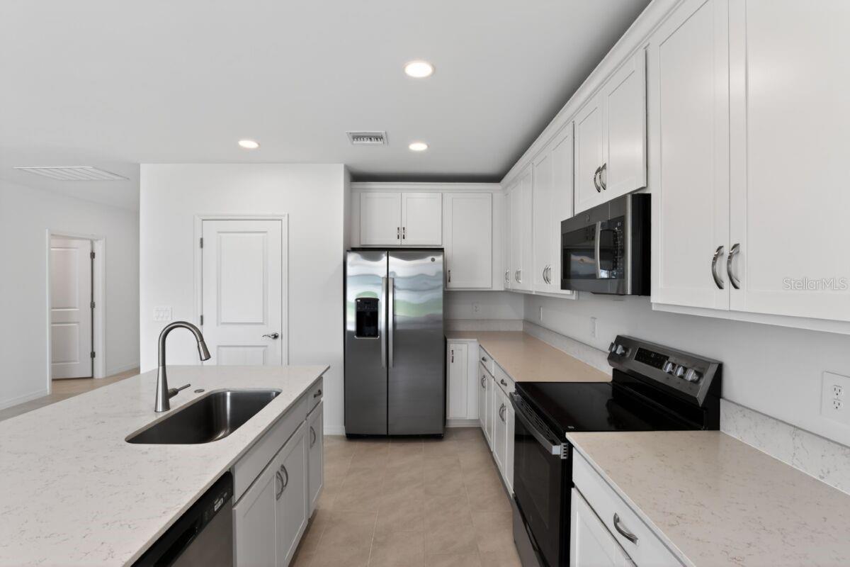 9509 Vibrant Ln, Venice, FL 34292 photo