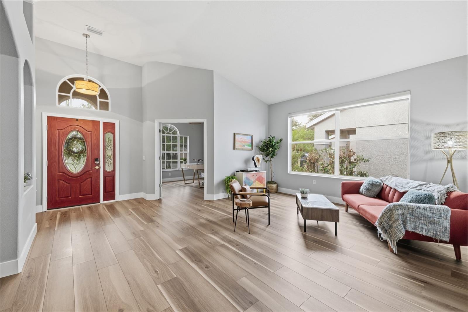 8518 Parrots Landing Dr, Tampa, FL 33647 photo