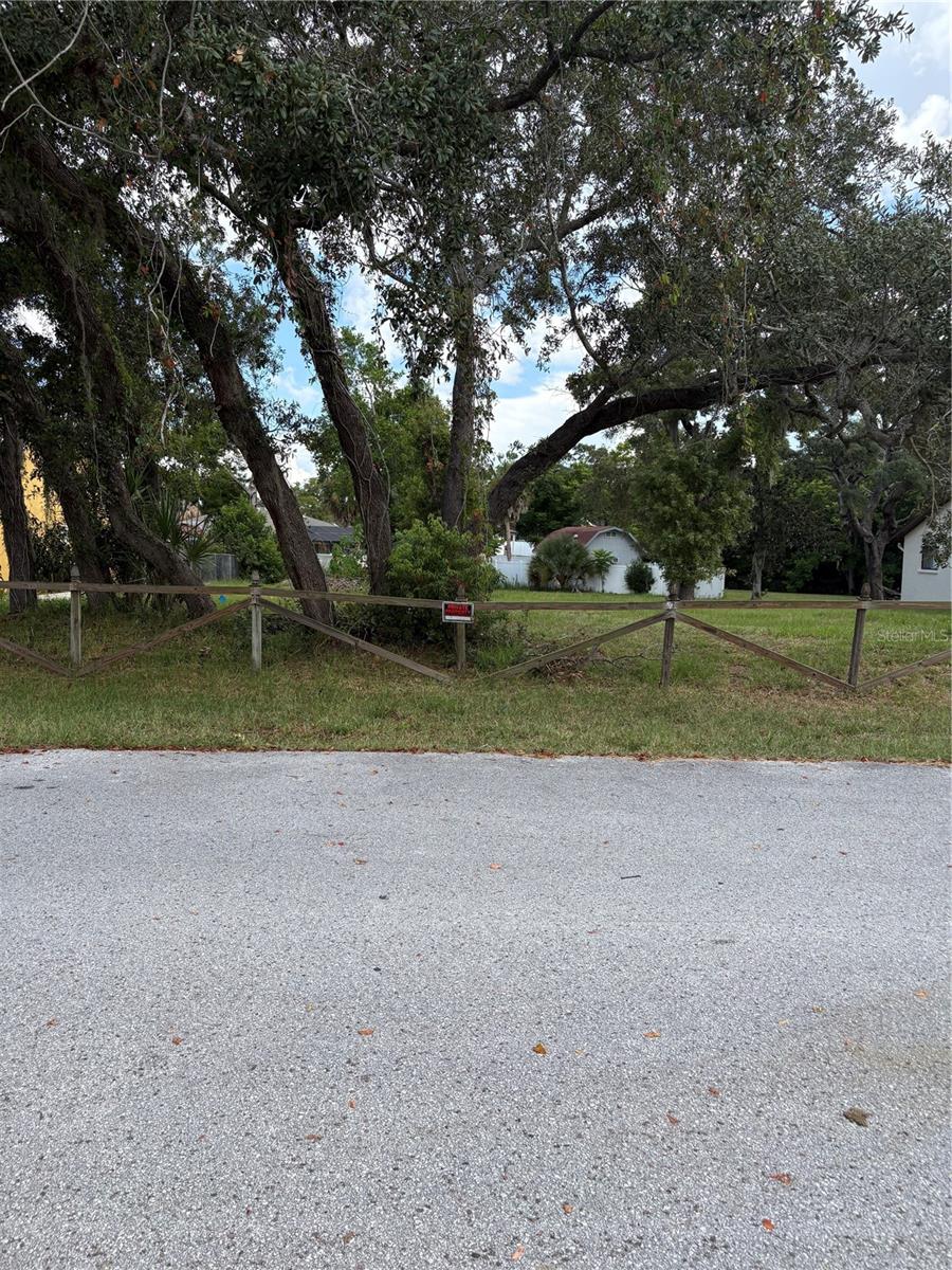 10067 Bedford, Spring Hill, FL 34608 photo