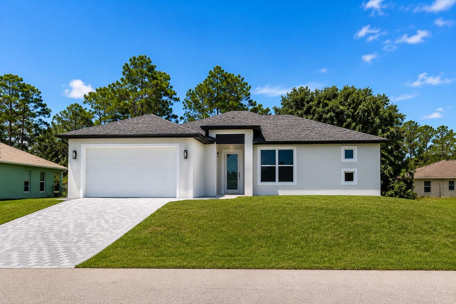2820 44 St, Lehigh Acres, FL 33971