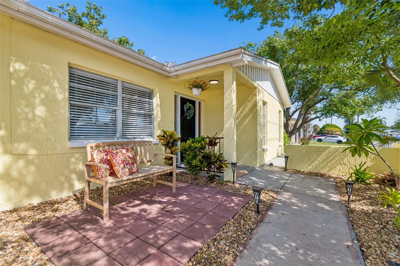 9631 Marlinton Ln, Port Richey, FL 34668 photo