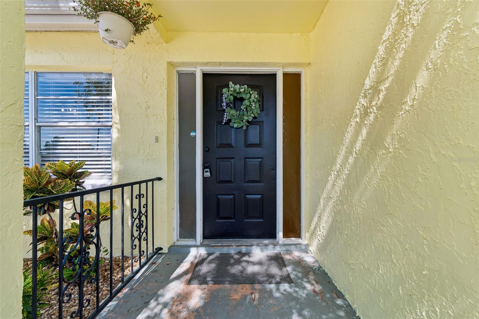 9631 Marlinton Ln, Port Richey, FL 34668 photo