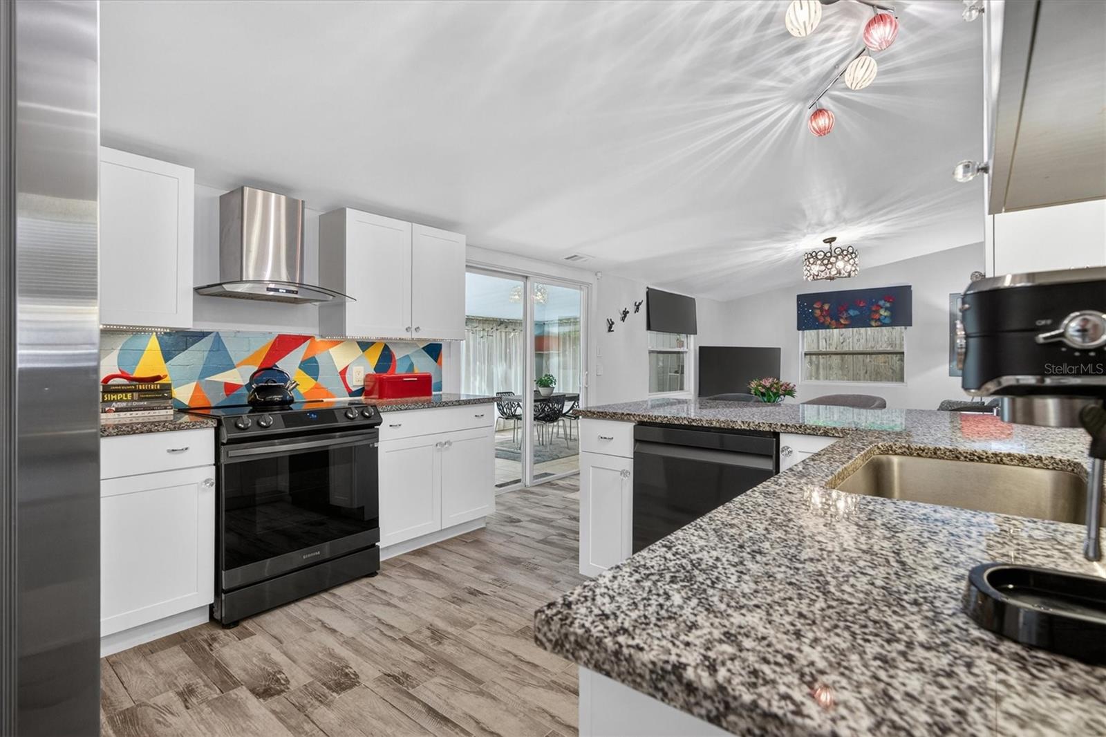 212 S Glenwood Ave, Orlando, FL 32803 photo