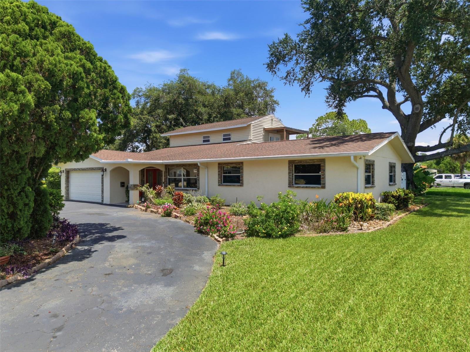 701 58 Ave, Saint Petersburg, FL 33705