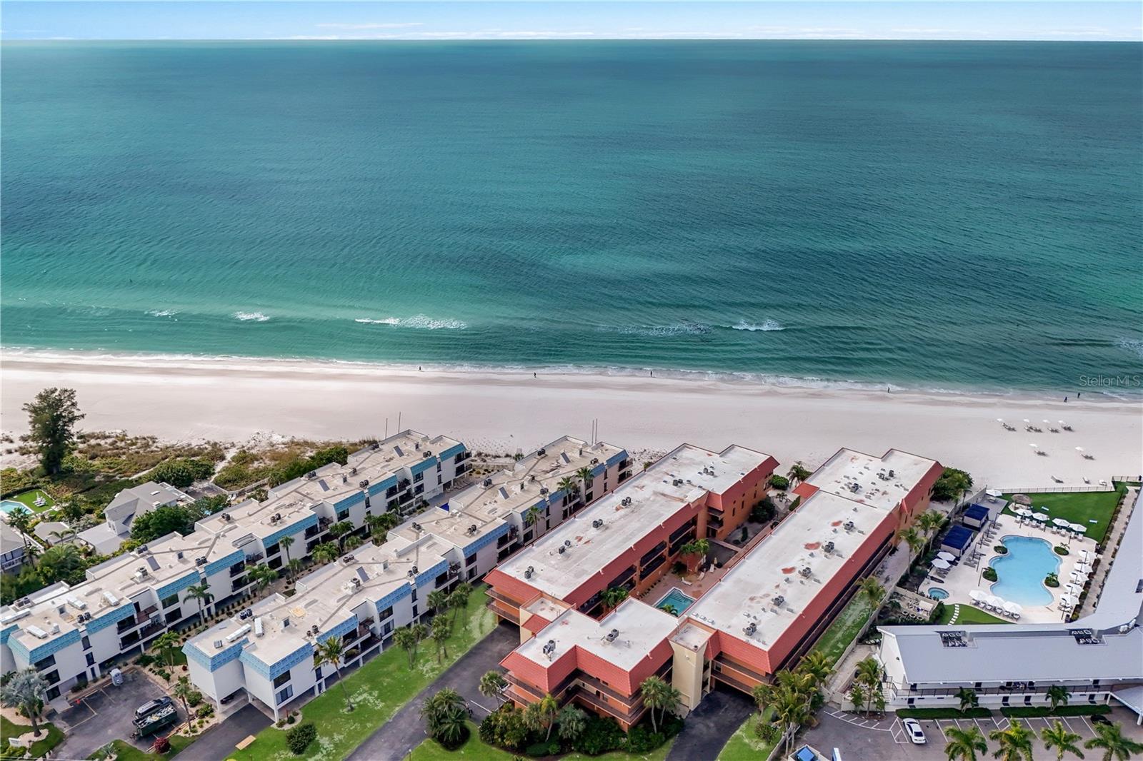 6006 Gulf Dr, Holmes Beach, FL 34217