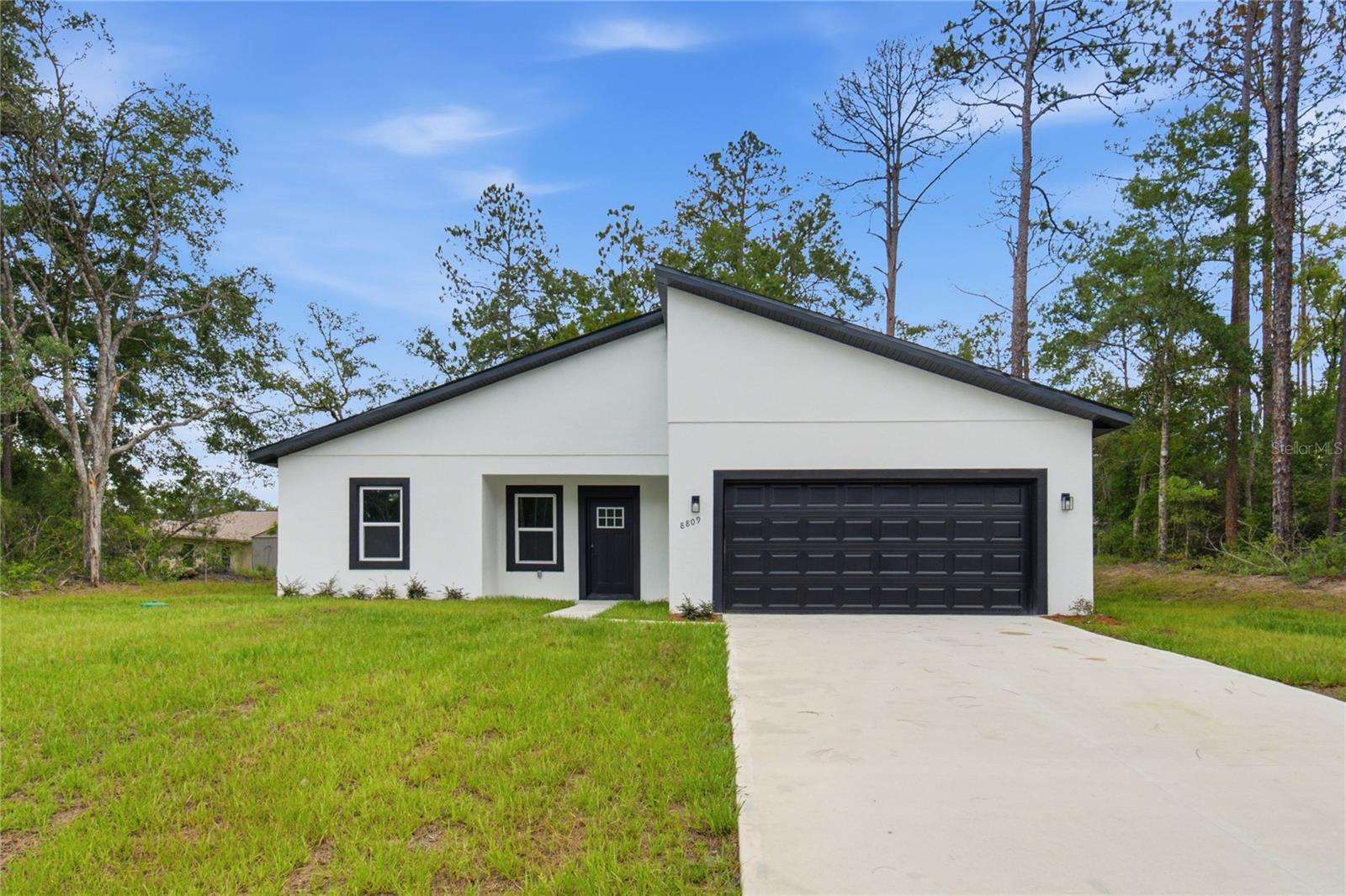 8809 Circular Way, Citrus Springs, FL 34434
