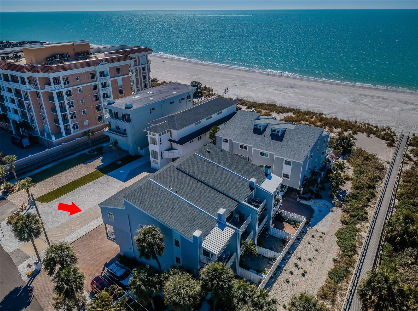 12274 1 St, Treasure Island, FL 33706