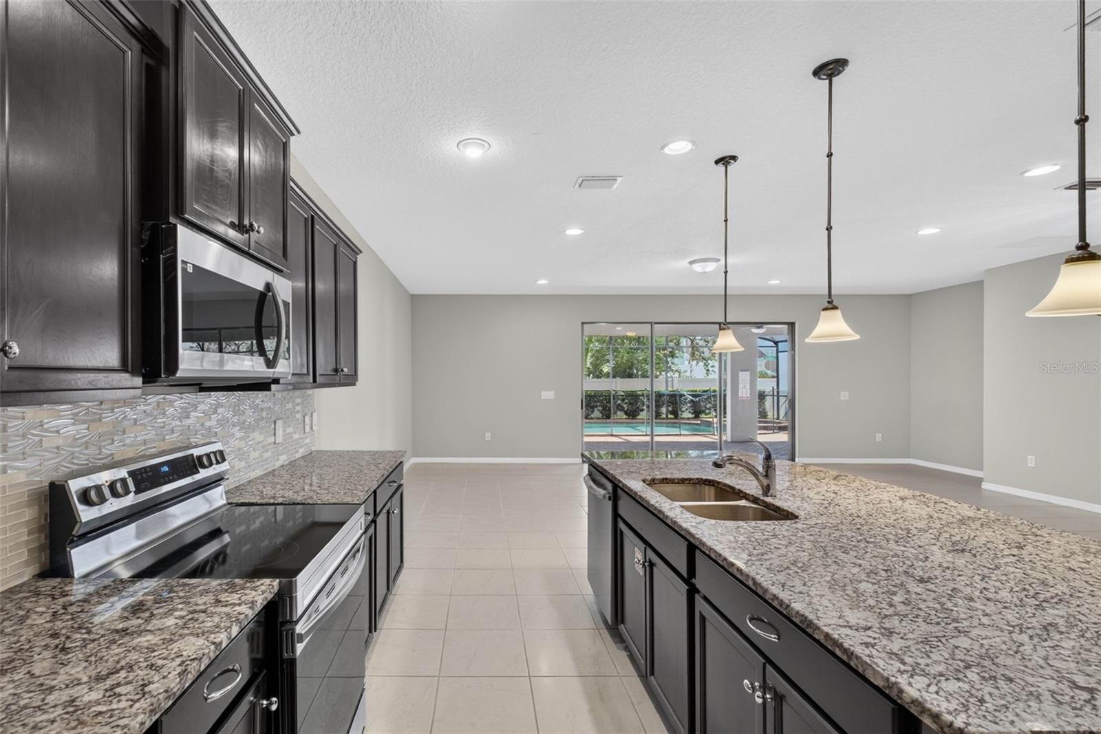 8924 Bengal Ct, Kissimmee, FL 34747 photo