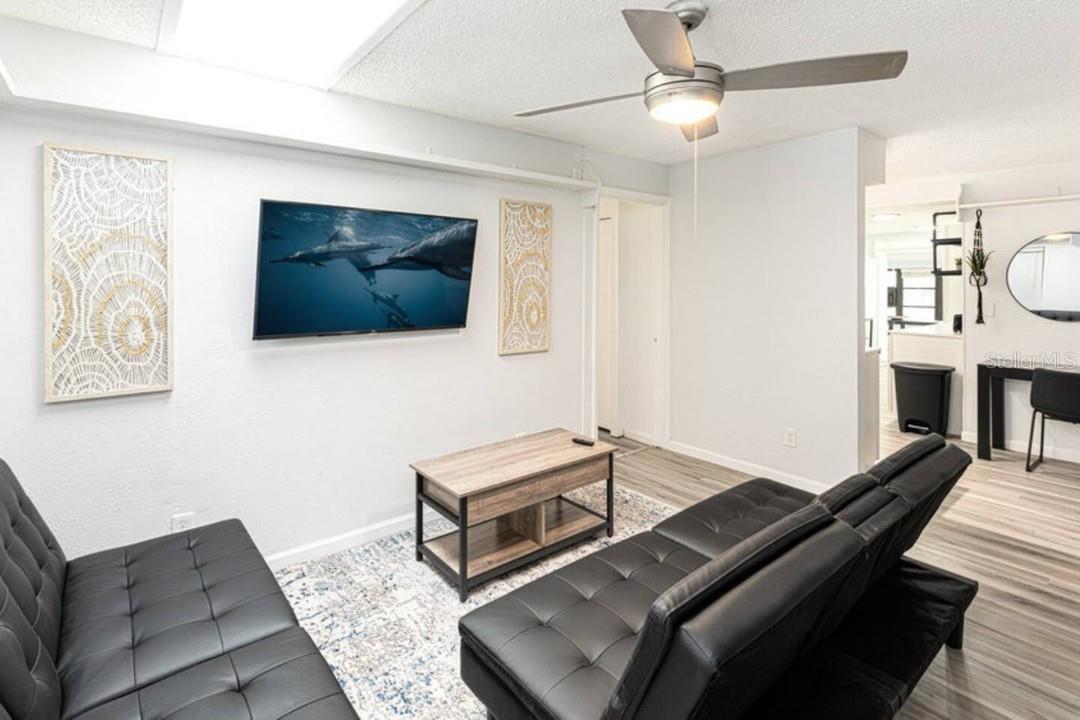 1214 N Pine Hills Rd, Orlando, FL 32808 photo