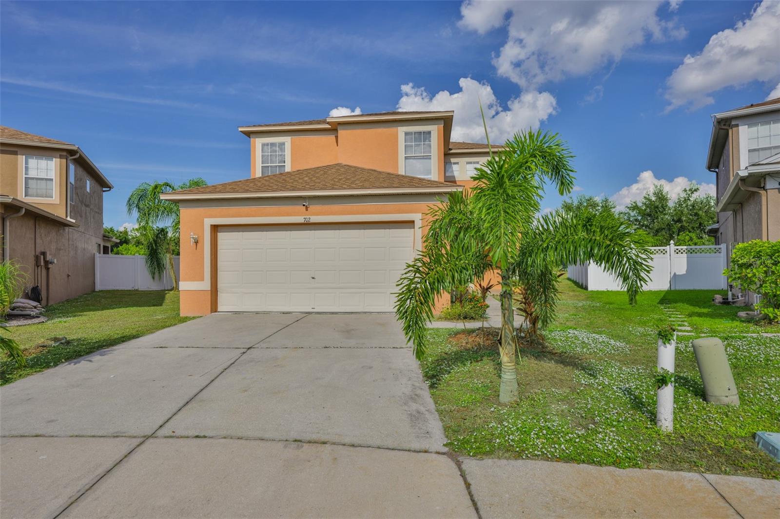 702 Cristelle Jean Dr, Ruskin, FL 33570 photo