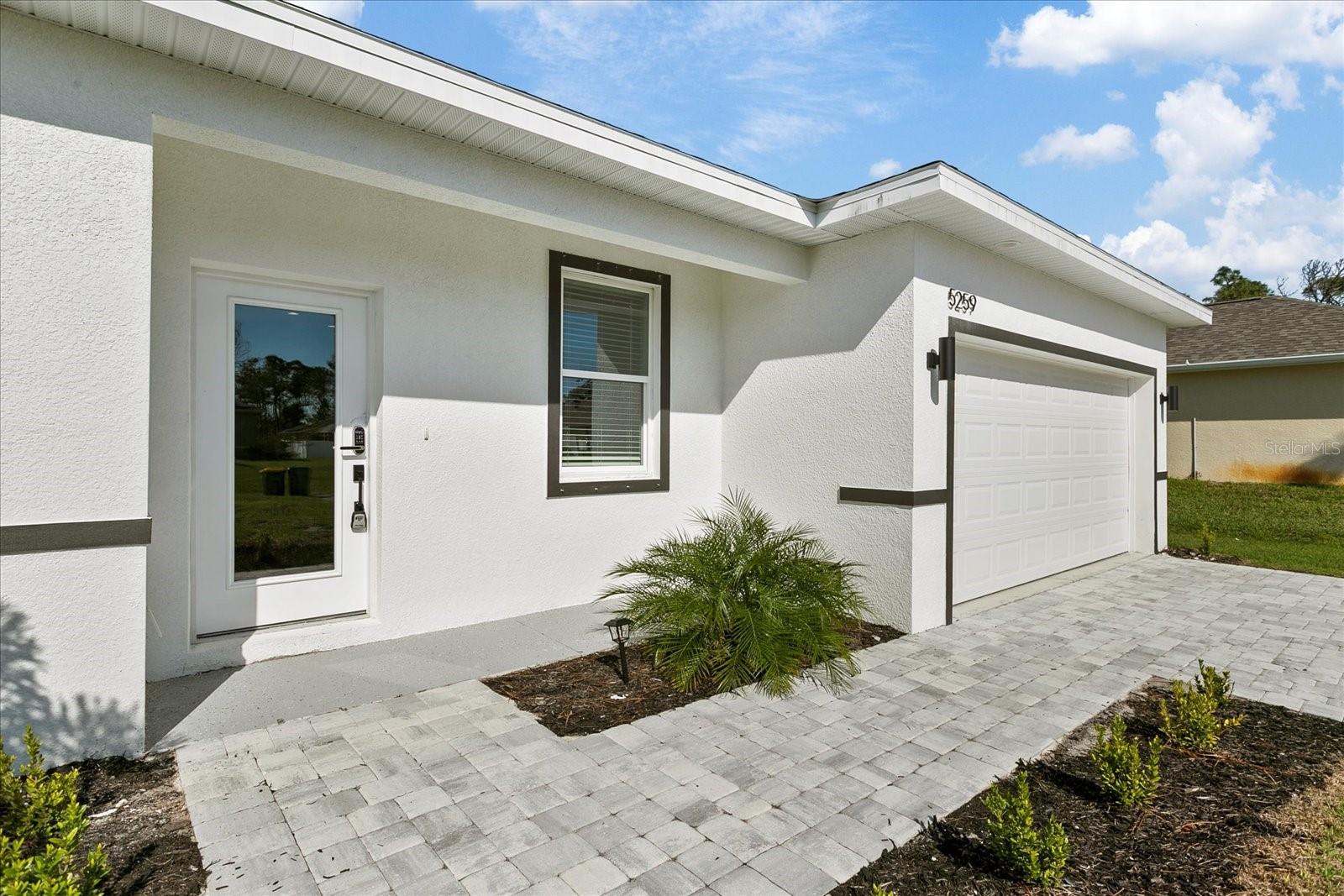 189 Statler St, Port Charlotte, FL 33954 photo