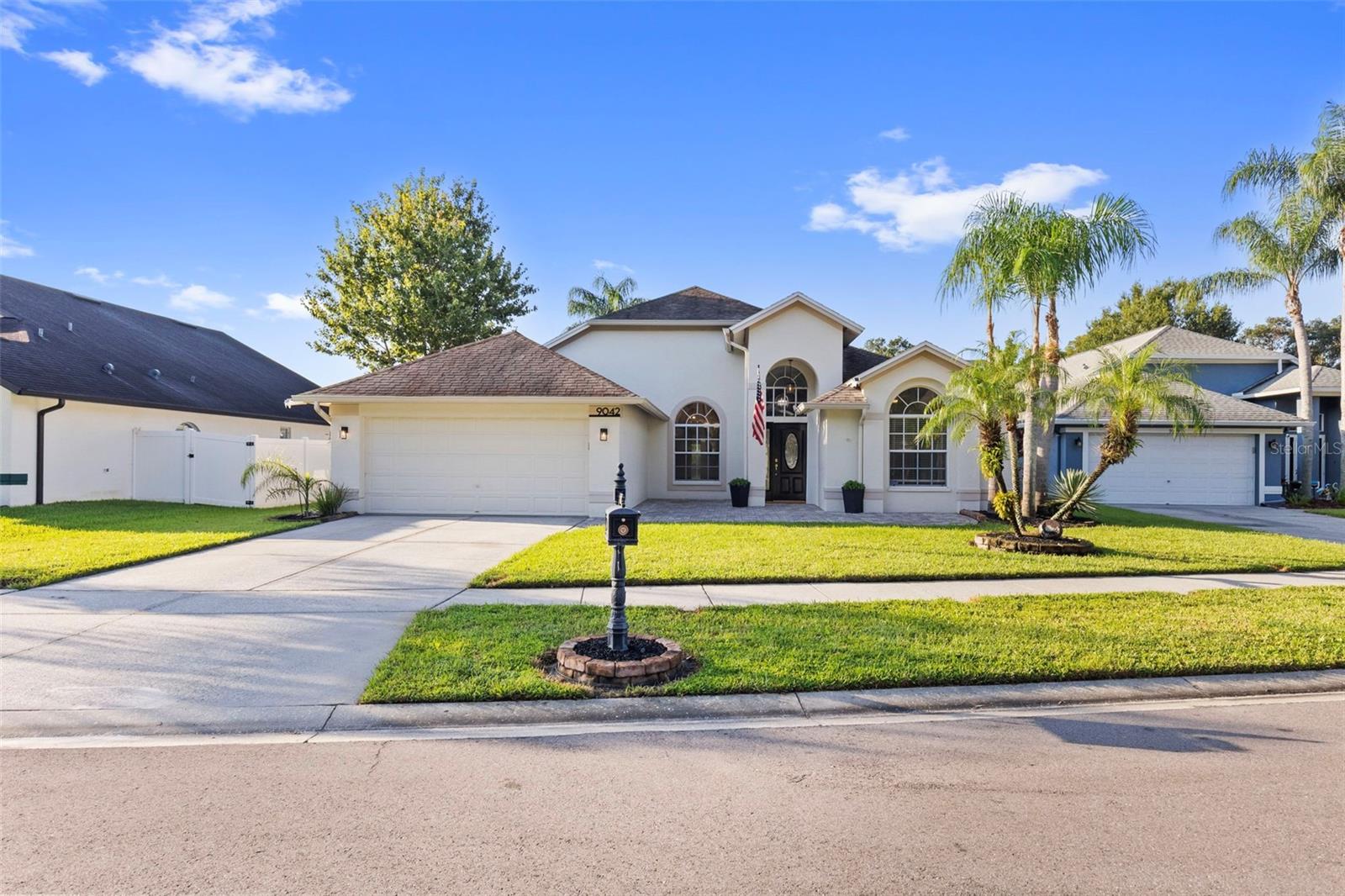 9042 Breland Dr, Tampa, FL 33626 photo