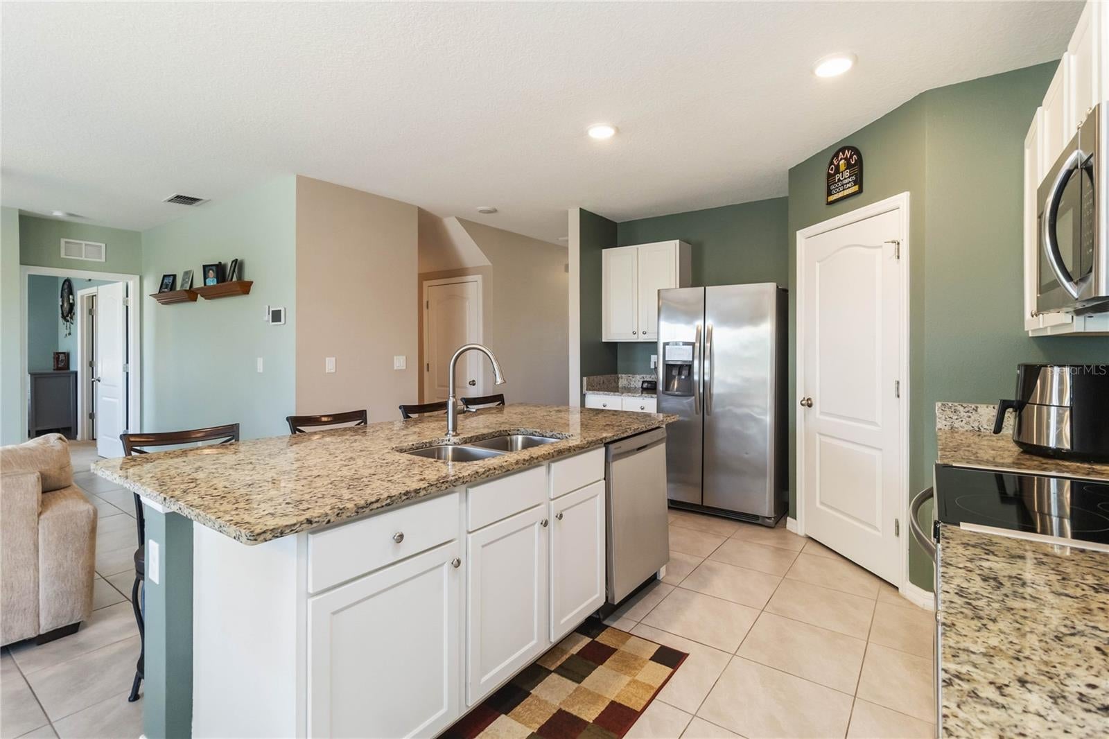 2464 White Poppy Dr, Kissimmee, FL 34747 photo