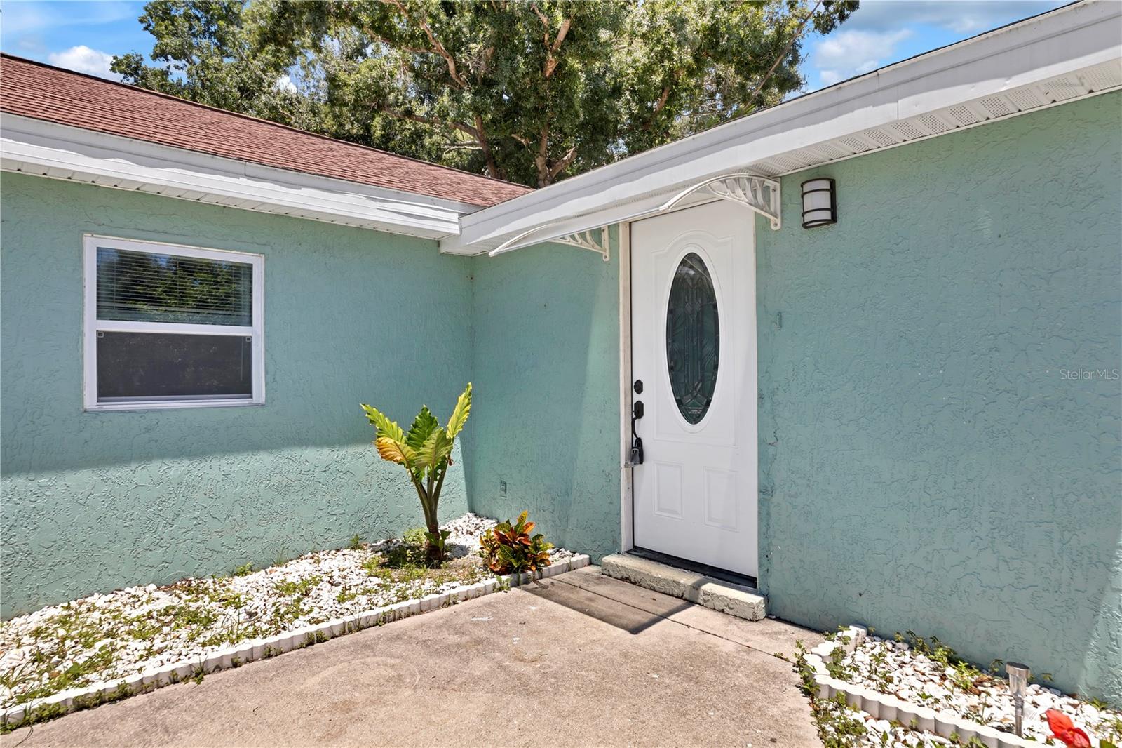 2839 Olympic St, Sarasota, FL 34231 photo