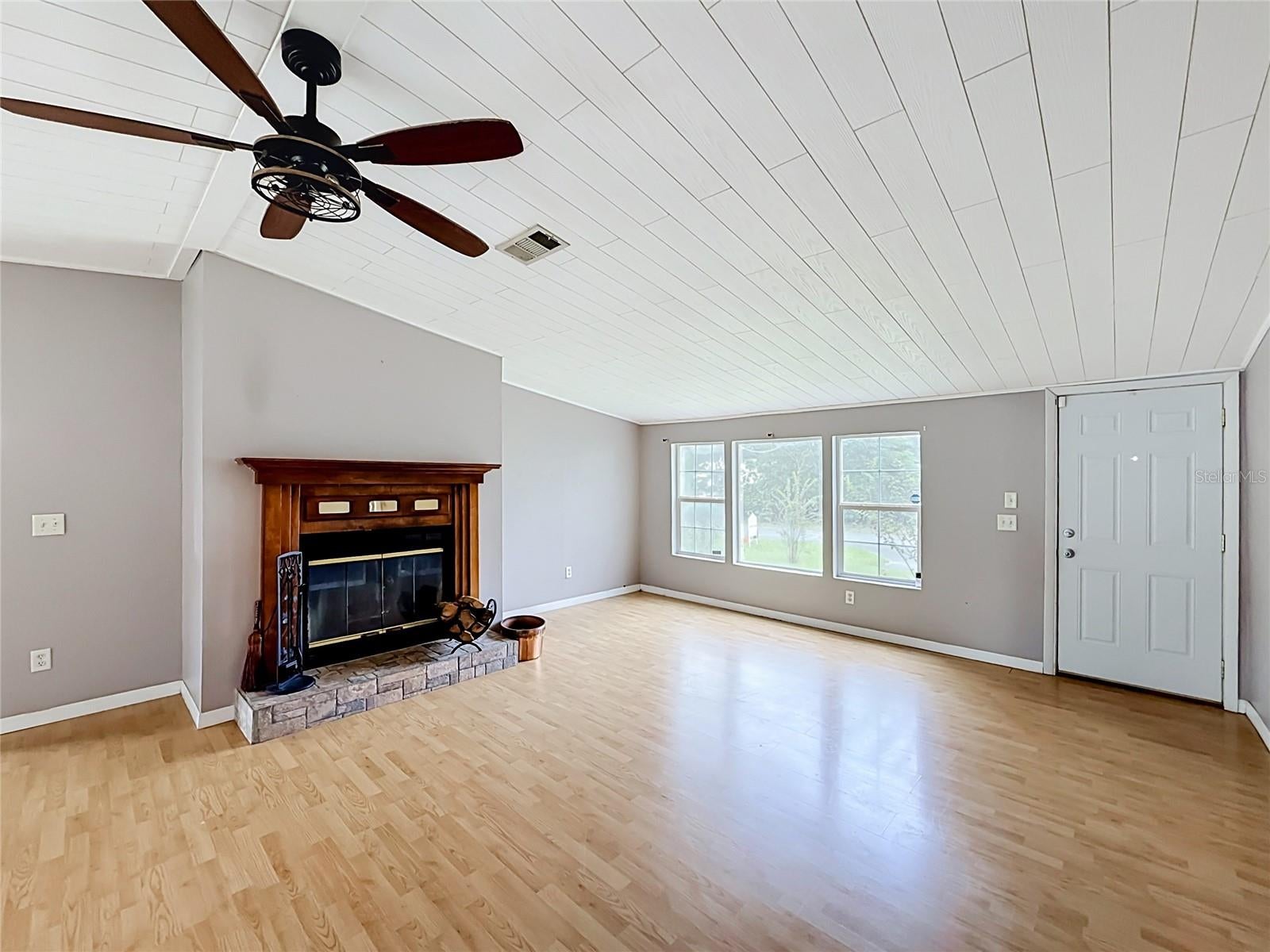 8585 NW 15 Ave, Ocala, FL 34475 photo