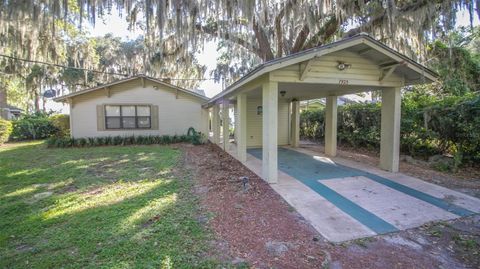 Single Family Residence in MELROSE FL 7925 NE 221ST STREET 1.jpg