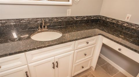 Single Family Residence in MELROSE FL 7925 NE 221ST STREET 16.jpg