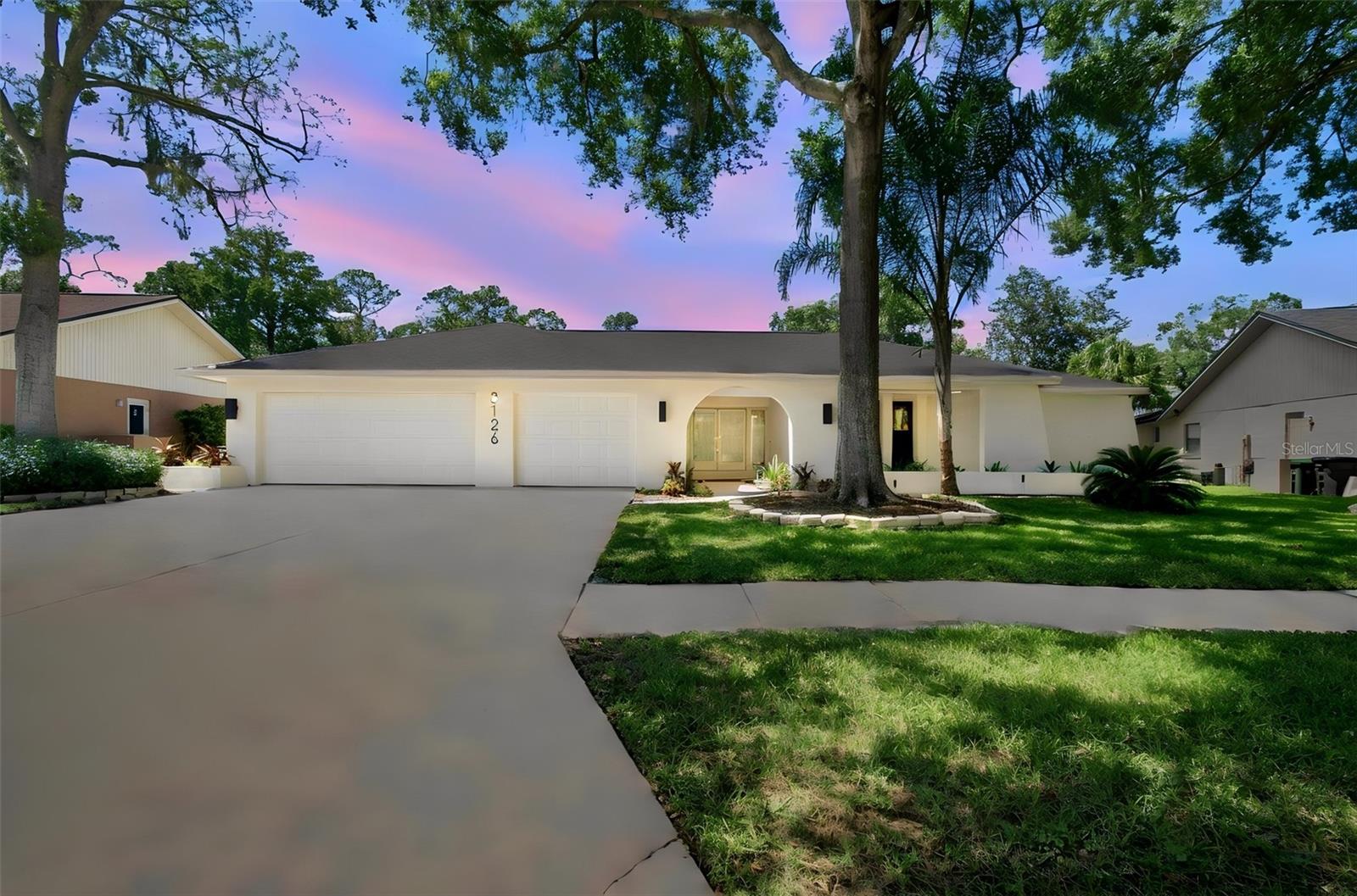 3126 Edgemoor Dr, Palm Harbor, FL 34685